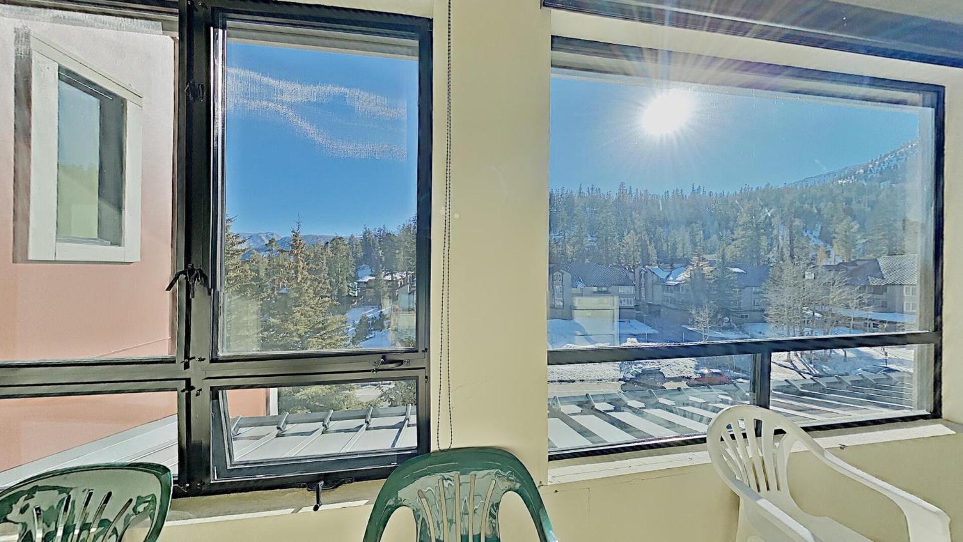Slopeside 1849 Condos - Comfortable 3 Bedroom Condos With Full Kitchens Mammoth Lakes Ruang foto